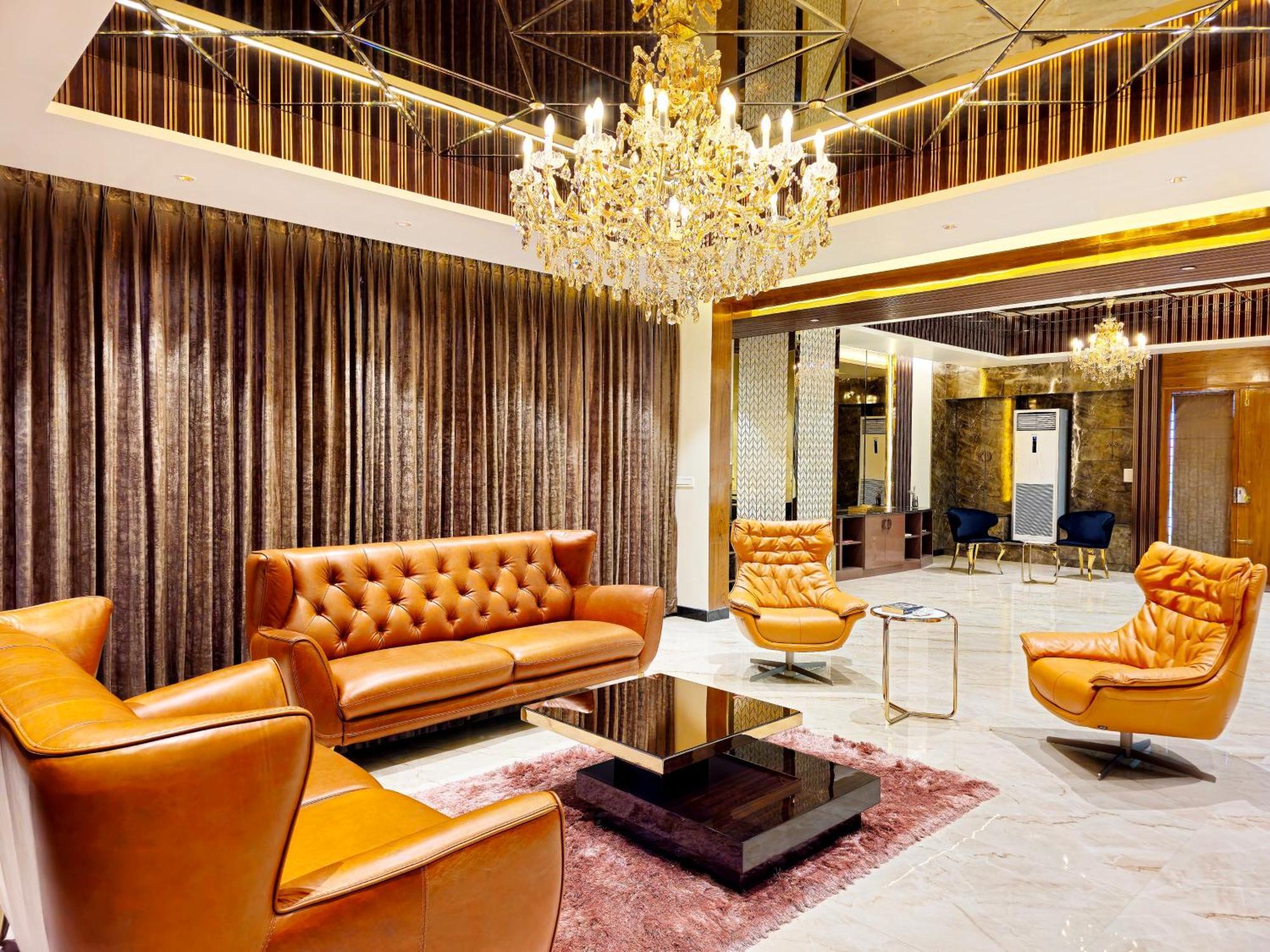 The Pentouz On 100 Feet Road Indiranagar - An Urban Luxury Retreat Διαμέρισμα Μπανγκαλόρ Εξωτερικό φωτογραφία