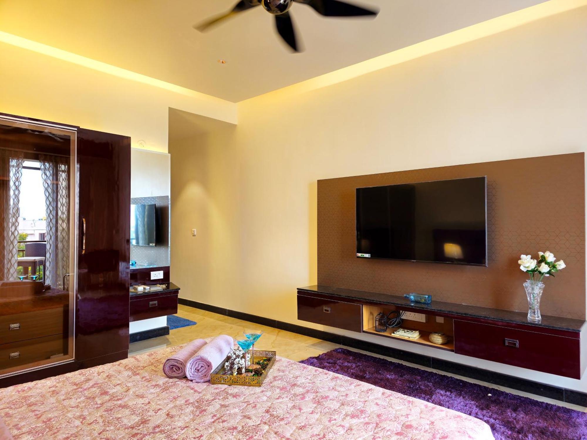 The Pentouz On 100 Feet Road Indiranagar - An Urban Luxury Retreat Διαμέρισμα Μπανγκαλόρ Εξωτερικό φωτογραφία
